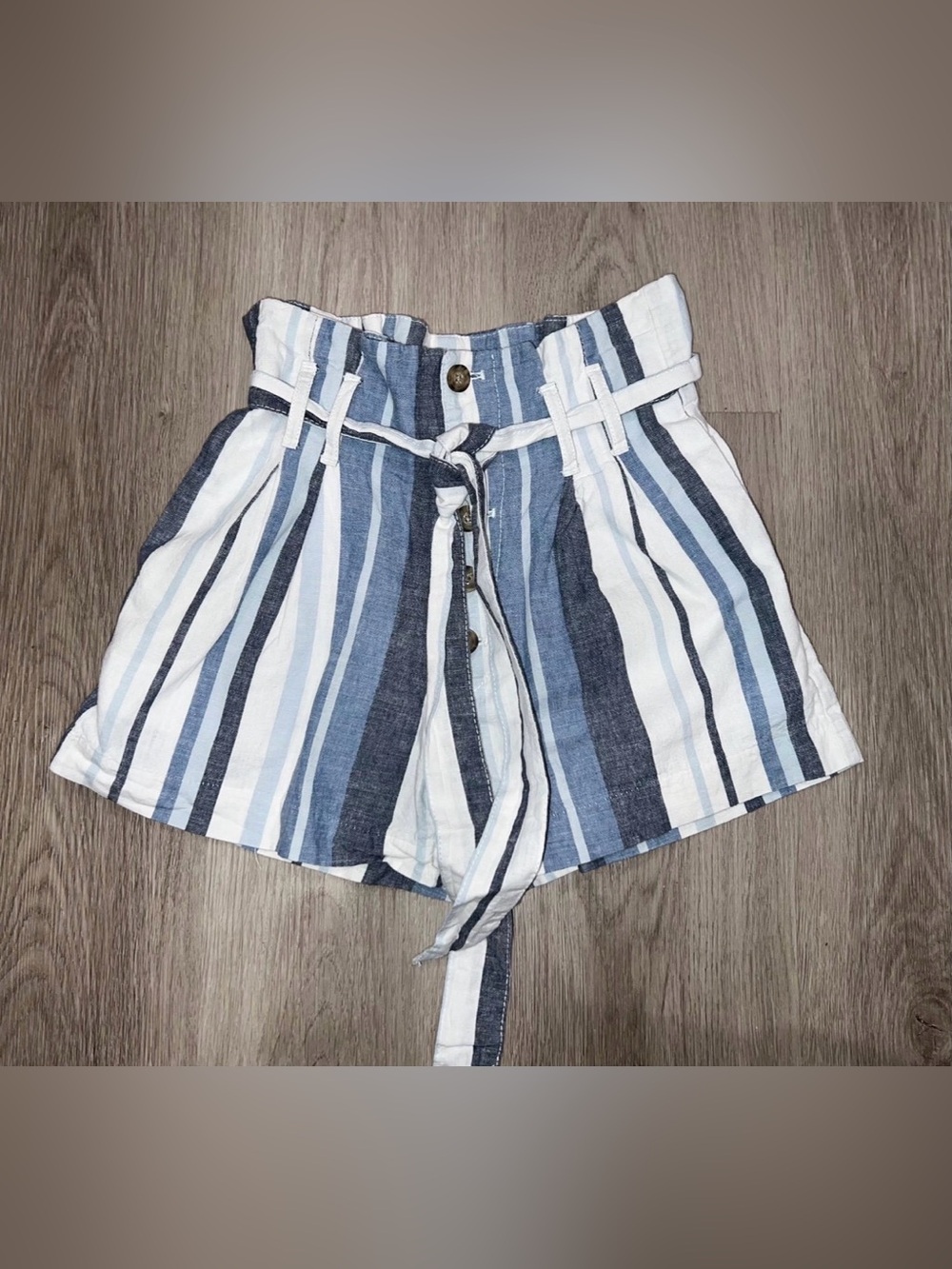 Abercrombie & Fitch Paperbag Shorts Women’s Blue White Stripe Linen Blend XS